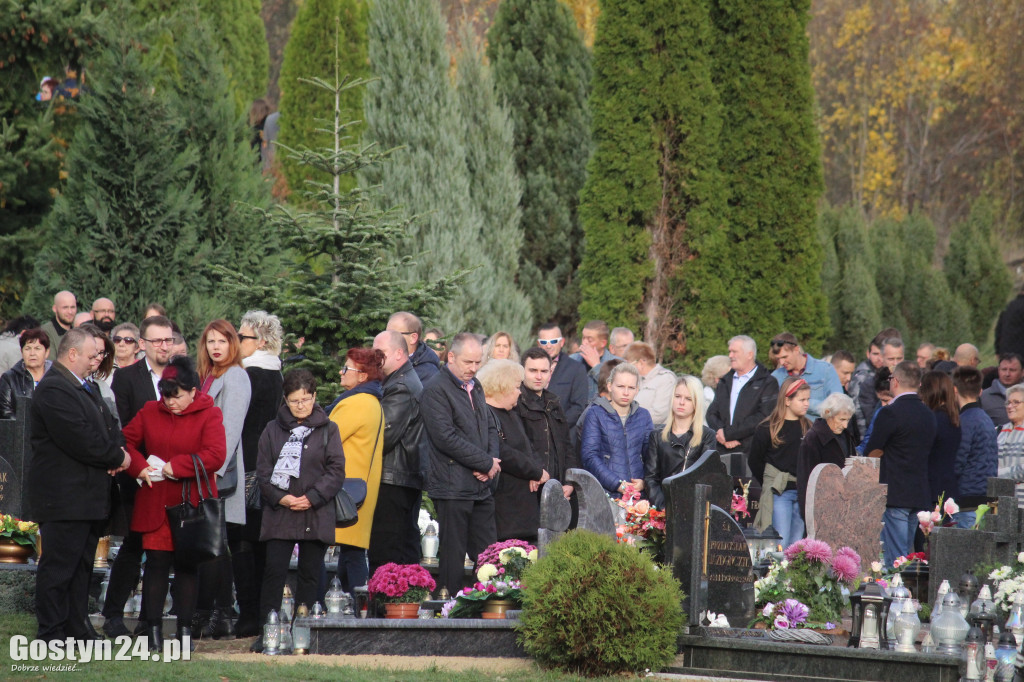 1 listopada na gostyńskim cmentarzu