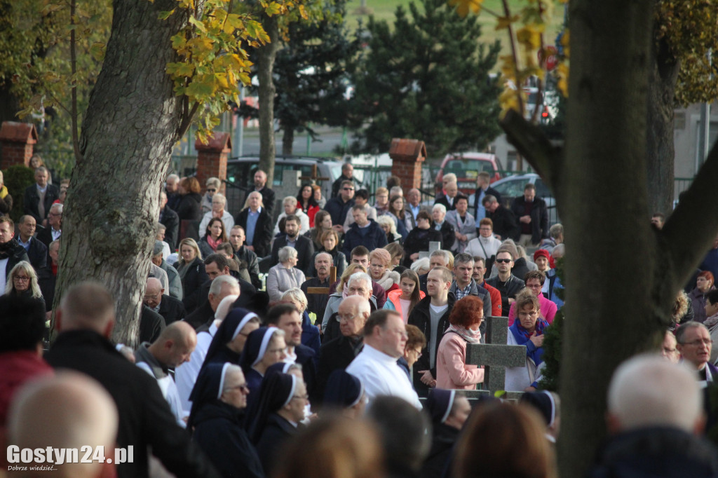 1 listopada na gostyńskim cmentarzu