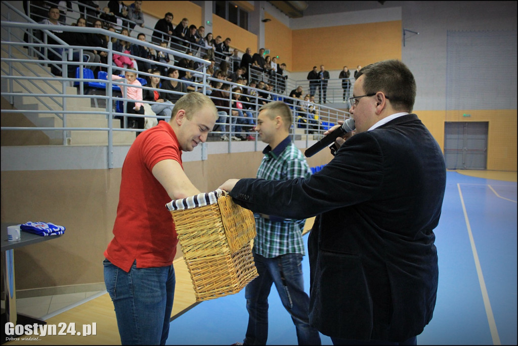 Mecz futsalu w Poniecu