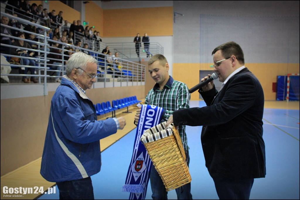 Mecz futsalu w Poniecu