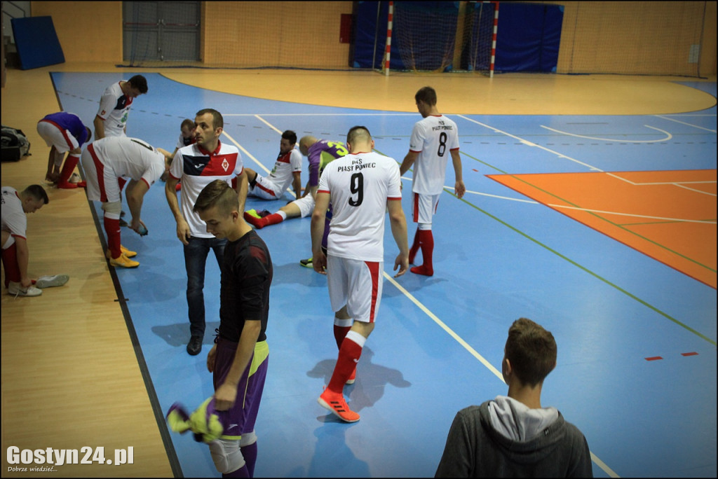 Mecz futsalu w Poniecu