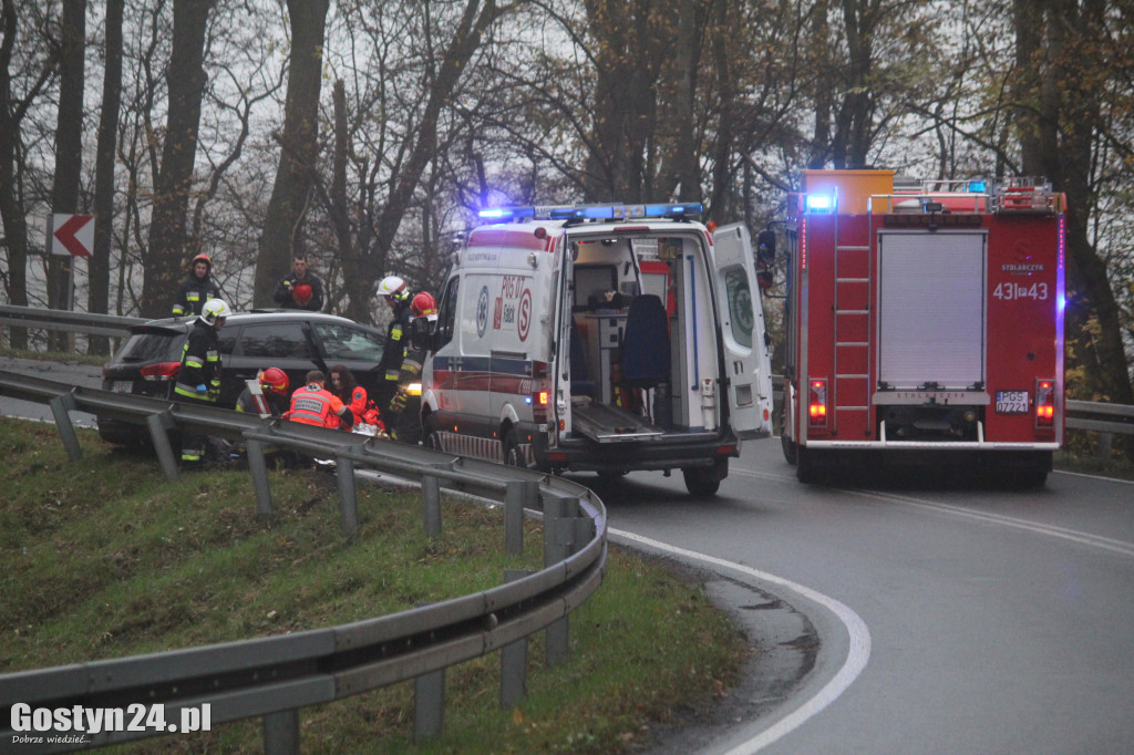 Wypadek autolawety z osobówką za Godurowem