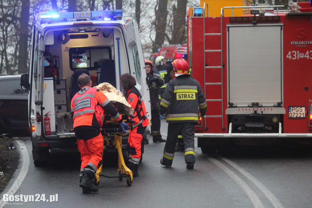 Wypadek autolawety z osobówką za Godurowem