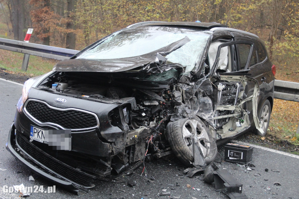 Wypadek autolawety z osobówką za Godurowem