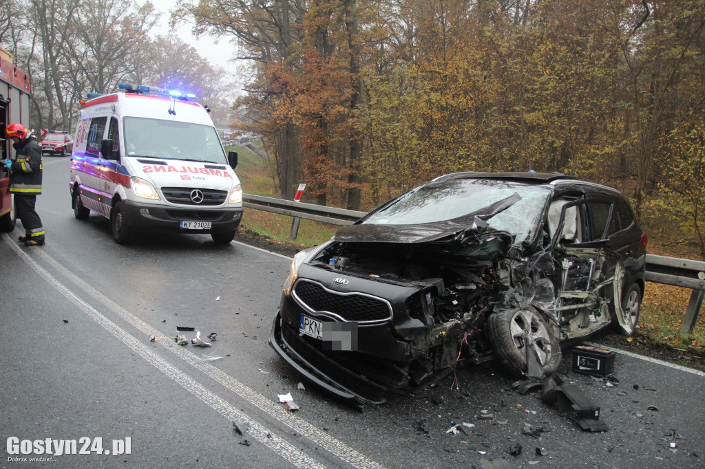 Wypadek autolawety z osobówką za Godurowem