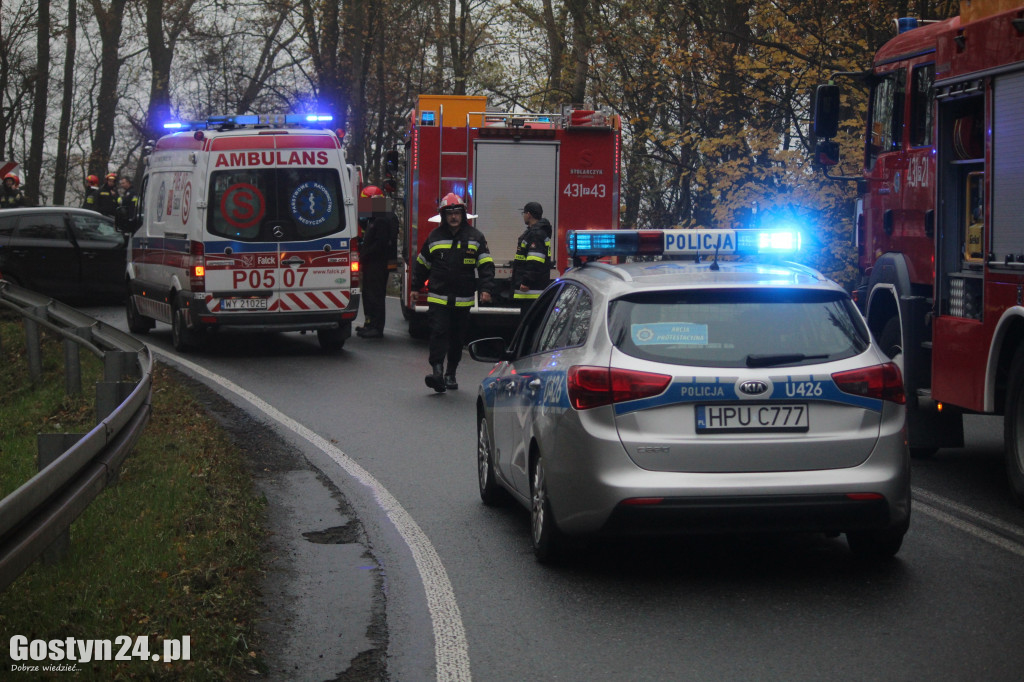 Wypadek autolawety z osobówką za Godurowem