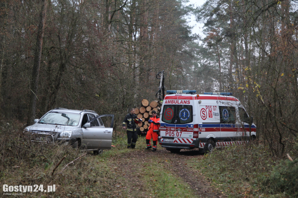 Wypadek przy pracy! Drzewo przygniotło pilarza