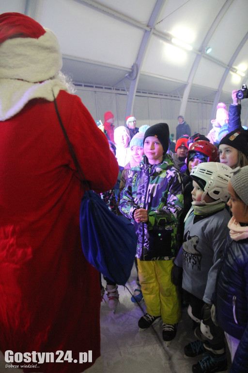 Mikołajki na lodowisku w Gostyniu