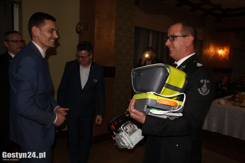 Przekazanie sprzętu dla jednostek OSP