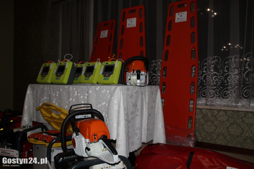 Przekazanie sprzętu dla jednostek OSP