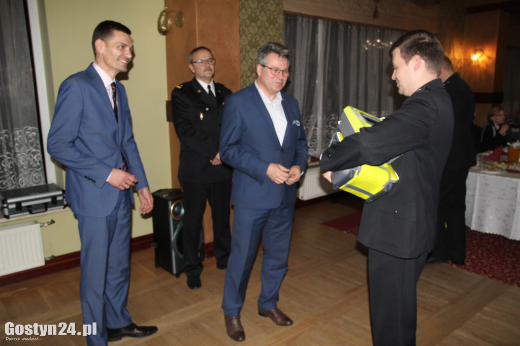 Przekazanie sprzętu dla jednostek OSP