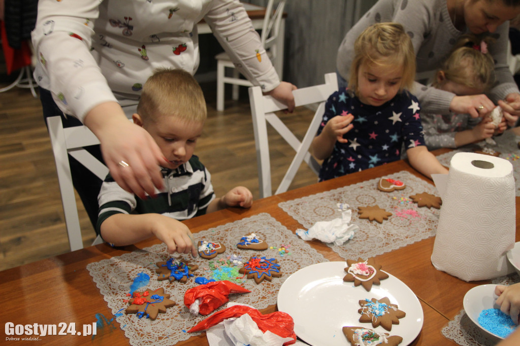 Warsztaty lukrowania pierników