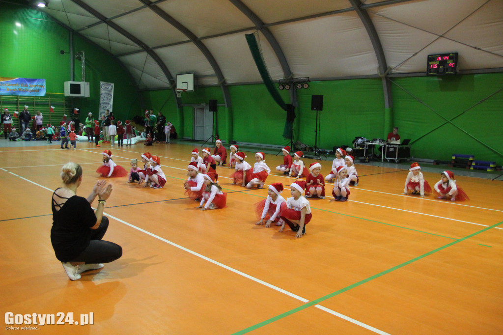 Brzuszki z Mikołajem w Borku Wlkp.