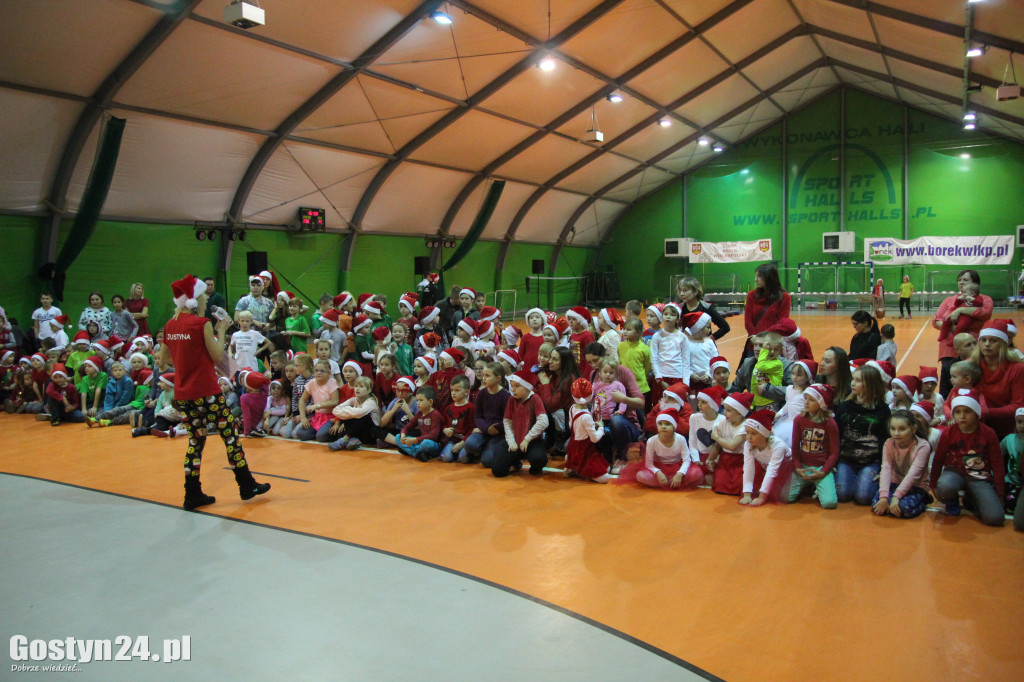 Brzuszki z Mikołajem w Borku Wlkp.