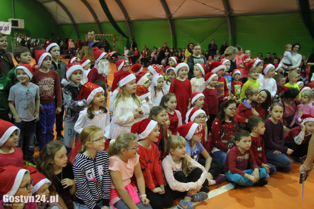 Brzuszki z Mikołajem w Borku Wlkp.