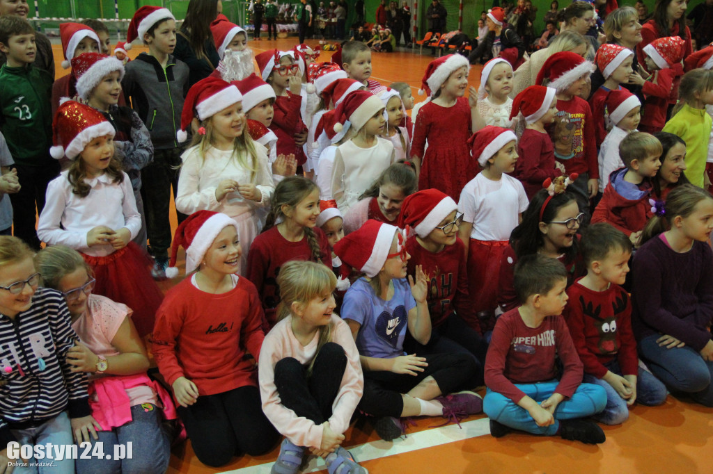 Brzuszki z Mikołajem w Borku Wlkp.