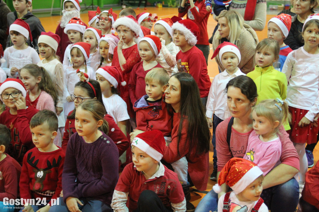 Brzuszki z Mikołajem w Borku Wlkp.