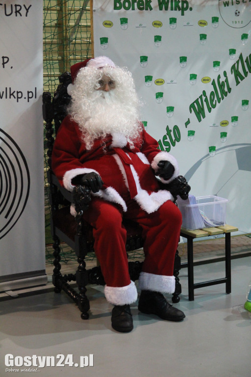 Brzuszki z Mikołajem w Borku Wlkp.