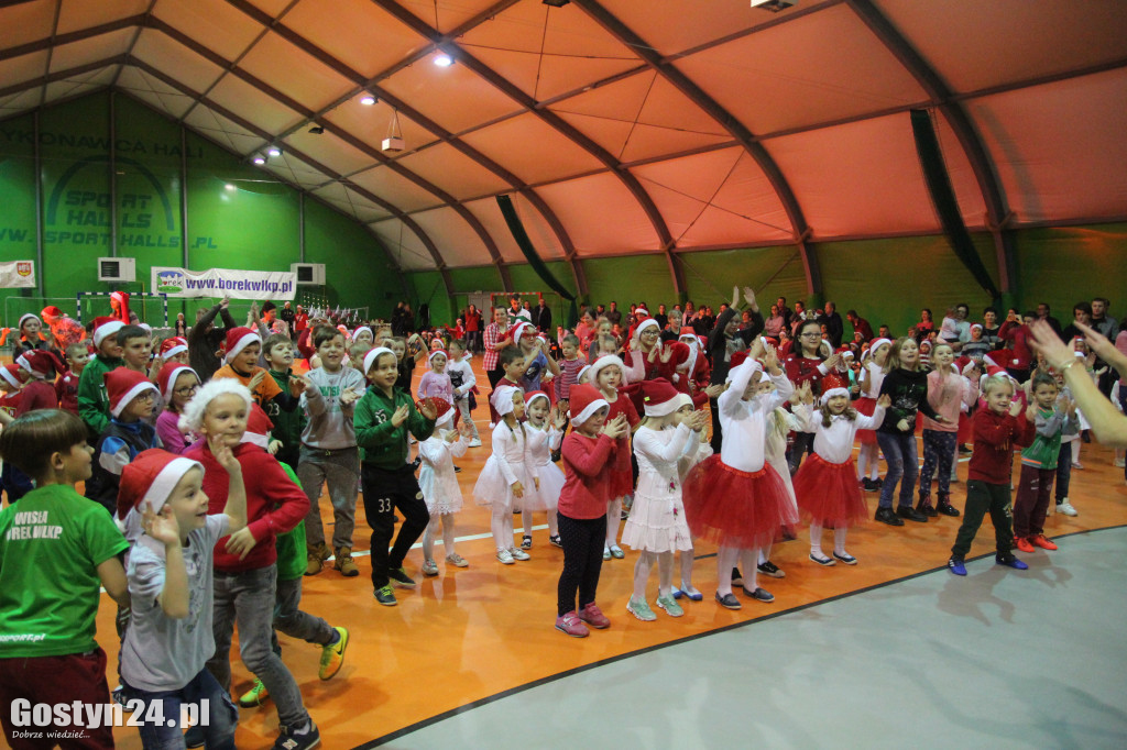 Brzuszki z Mikołajem w Borku Wlkp.