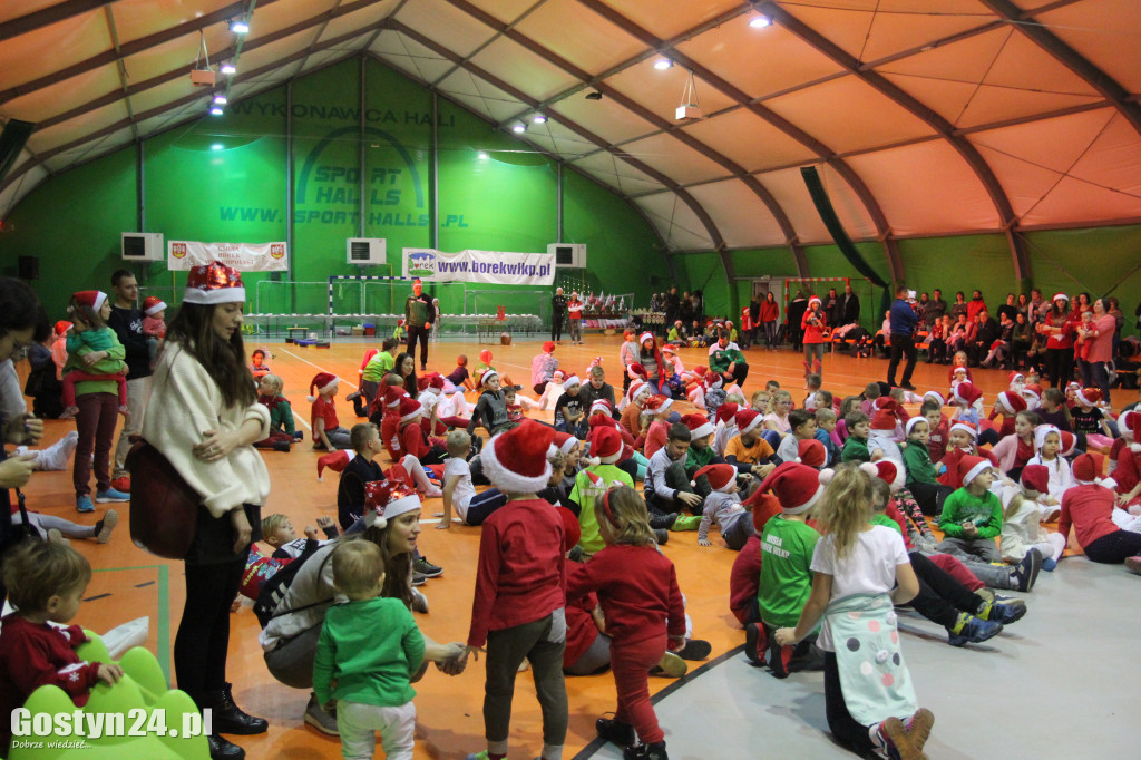 Brzuszki z Mikołajem w Borku Wlkp.