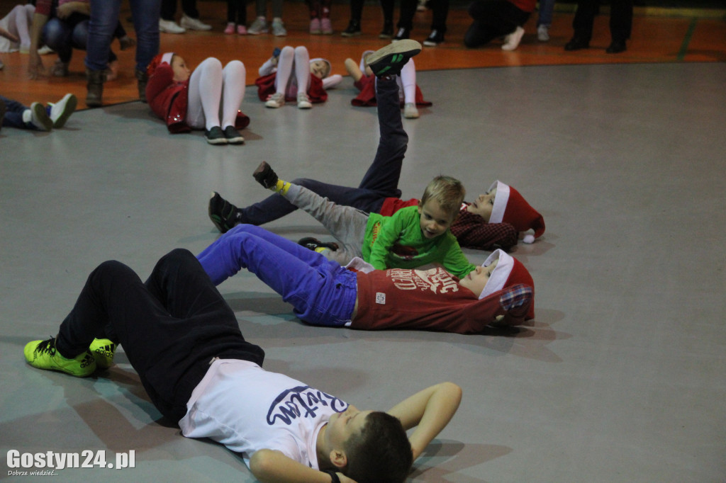 Brzuszki z Mikołajem w Borku Wlkp.