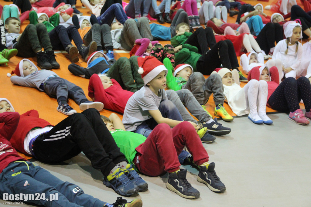 Brzuszki z Mikołajem w Borku Wlkp.