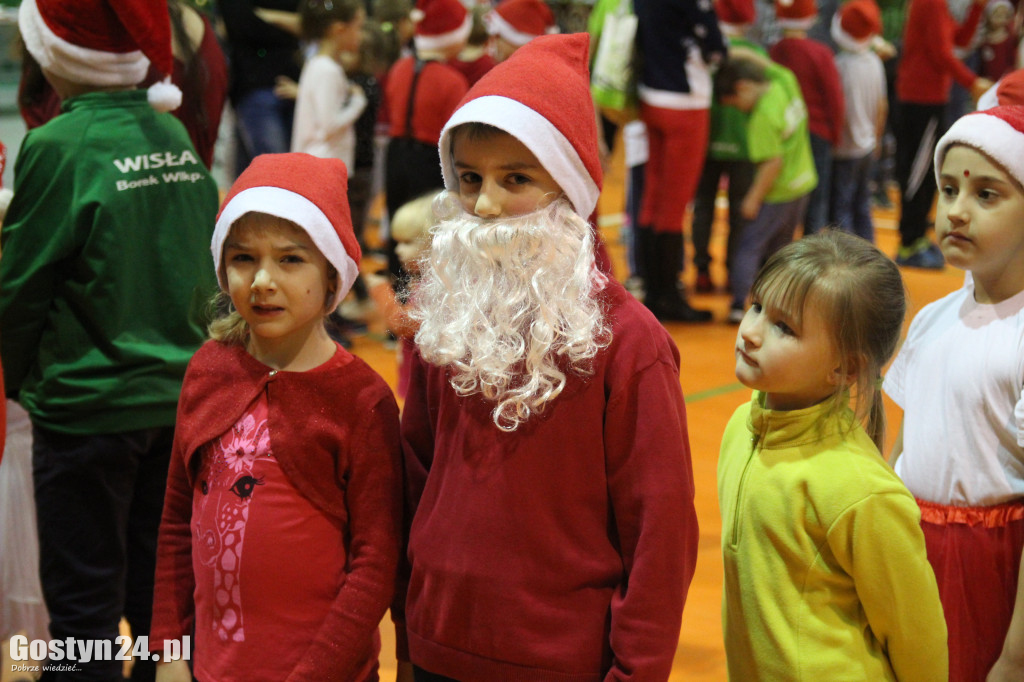 Brzuszki z Mikołajem w Borku Wlkp.