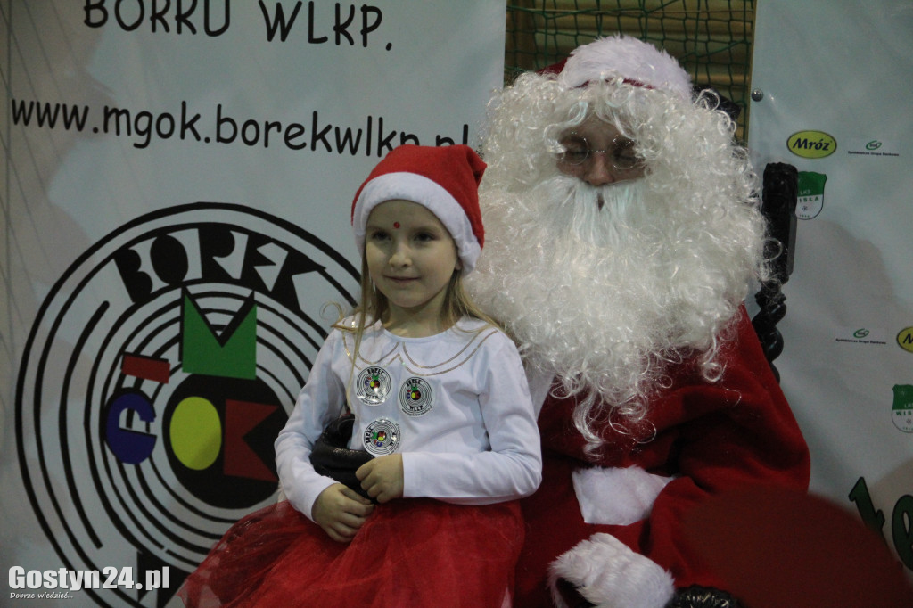 Brzuszki z Mikołajem w Borku Wlkp.