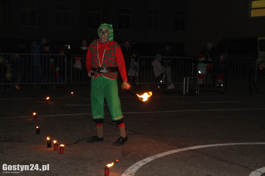 Brzuszki z Mikołajem w Borku Wlkp.