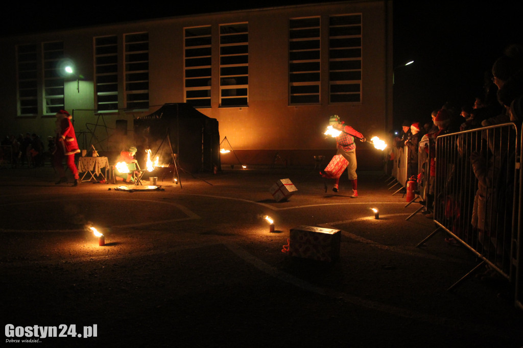 Brzuszki z Mikołajem w Borku Wlkp.