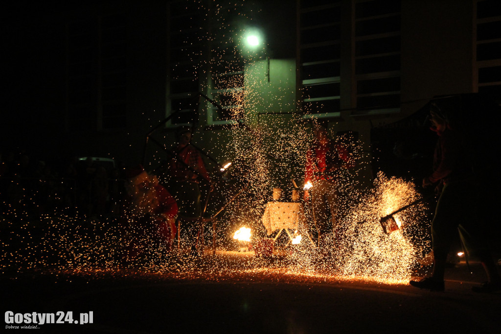 Brzuszki z Mikołajem w Borku Wlkp.