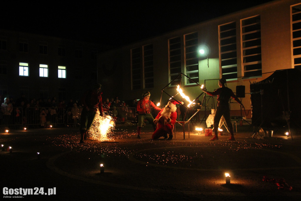 Brzuszki z Mikołajem w Borku Wlkp.