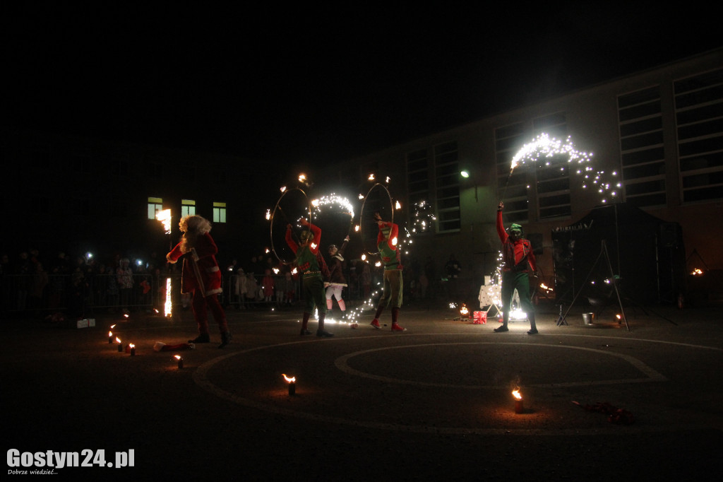 Brzuszki z Mikołajem w Borku Wlkp.