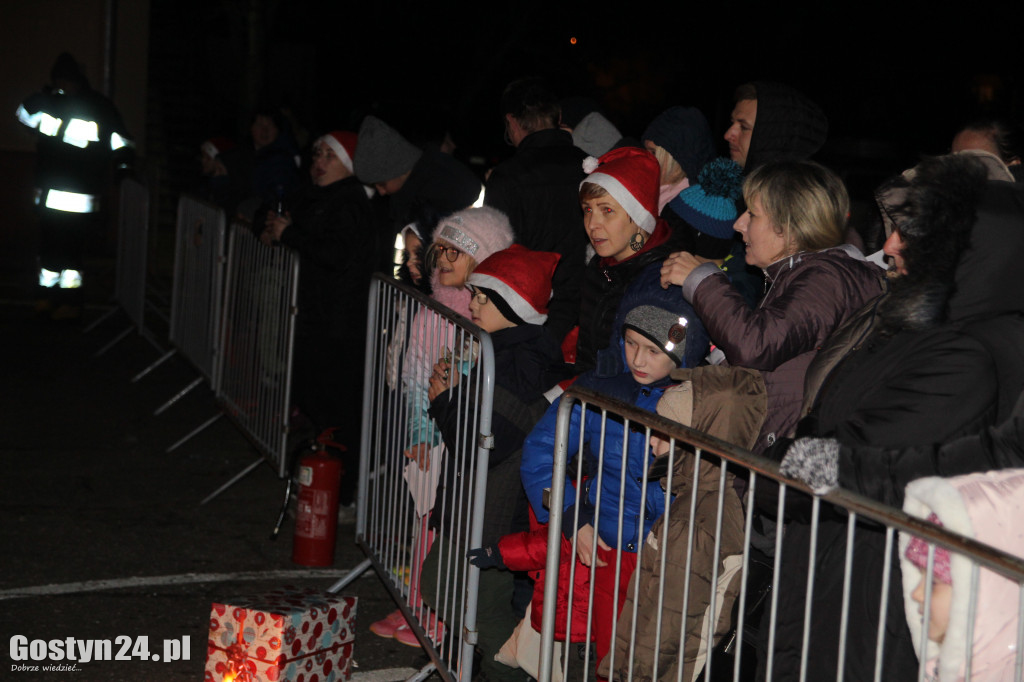 Brzuszki z Mikołajem w Borku Wlkp.