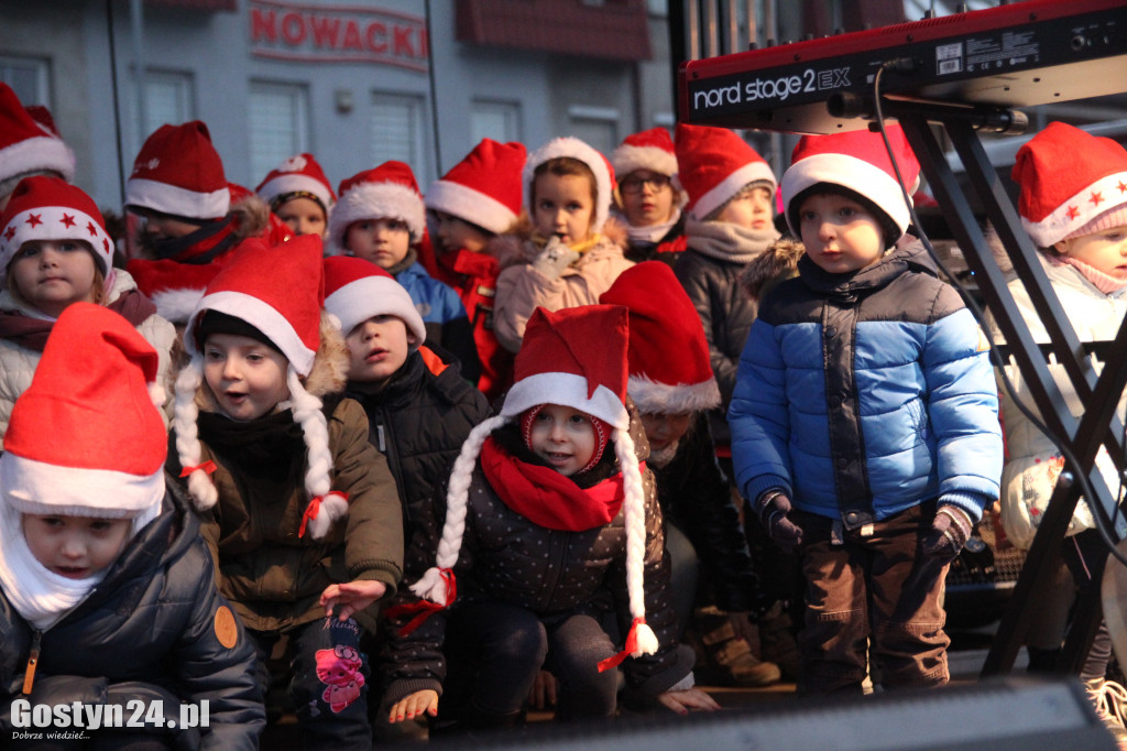 Świąteczny ryneczek w Gostyniu