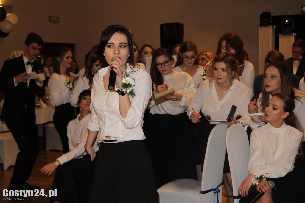 Studniówka maturzystów ZSO w Gstyniu