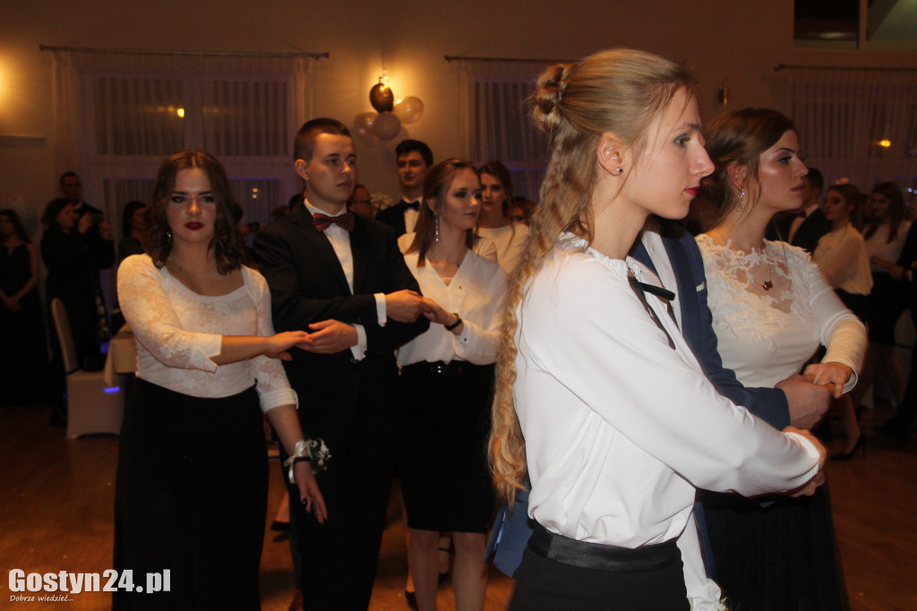 Studniówka maturzystów ZSO w Gstyniu