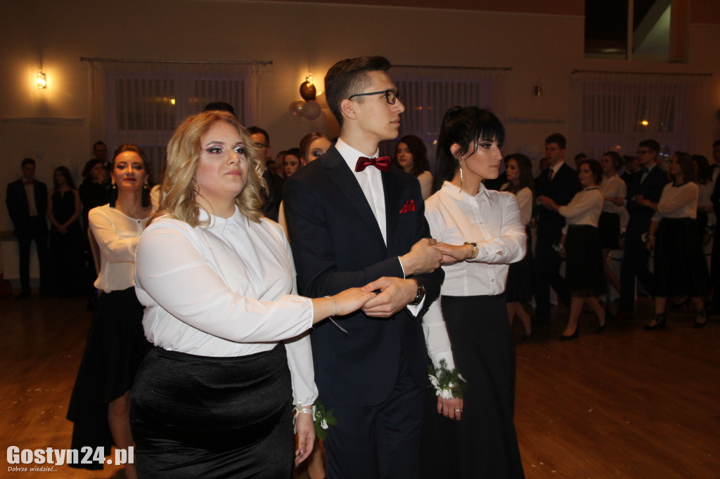 Studniówka maturzystów ZSO w Gstyniu