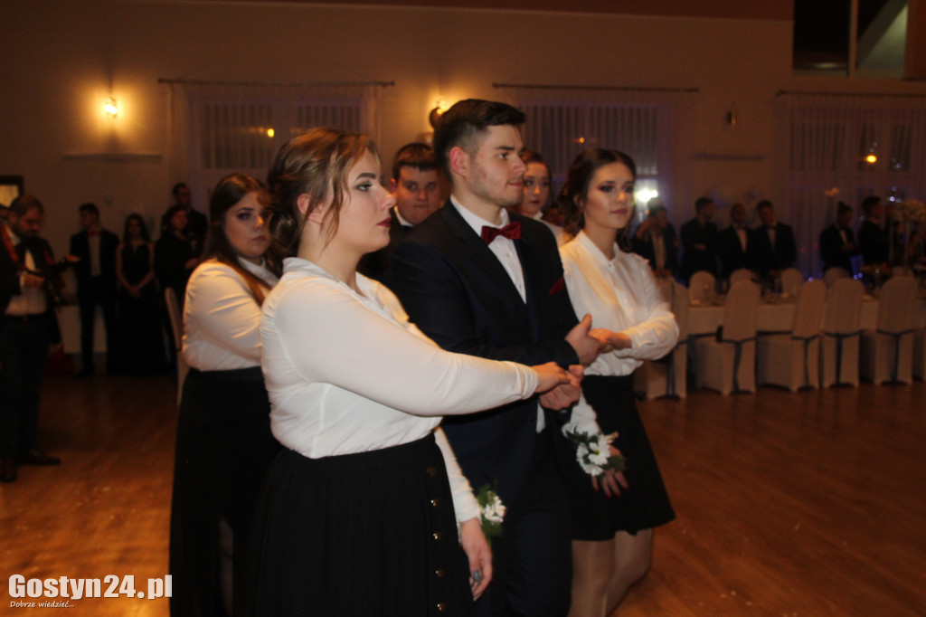 Studniówka maturzystów ZSO w Gstyniu