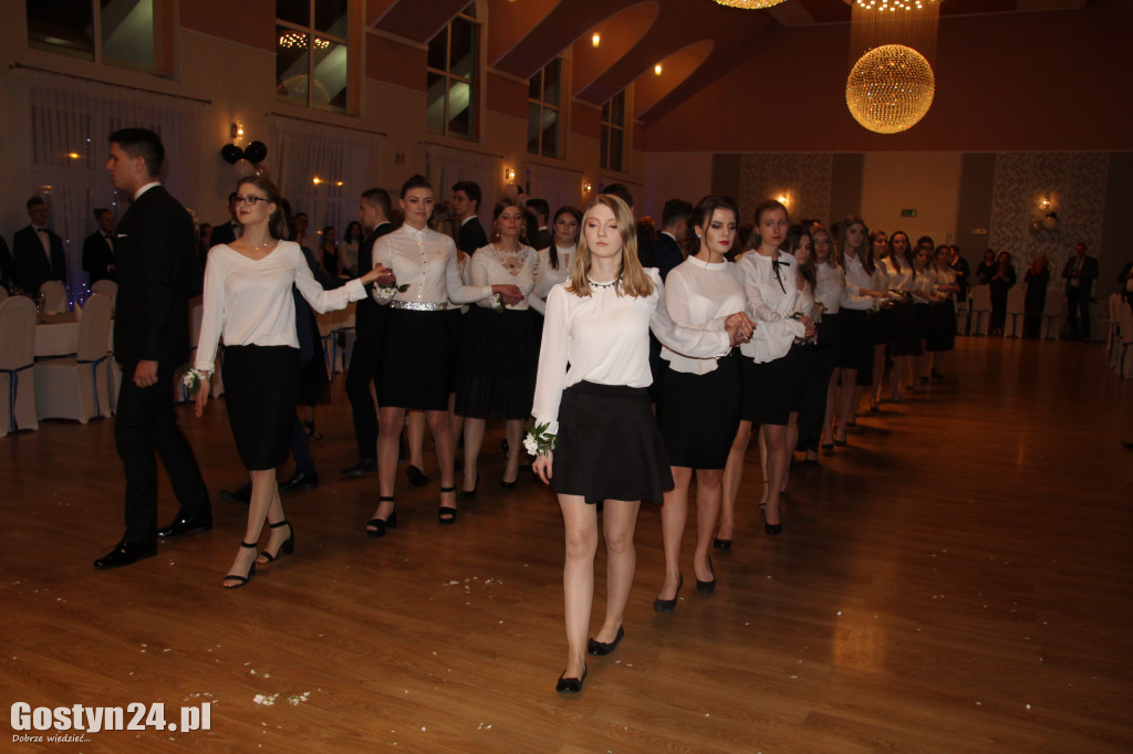 Studniówka maturzystów ZSO w Gstyniu