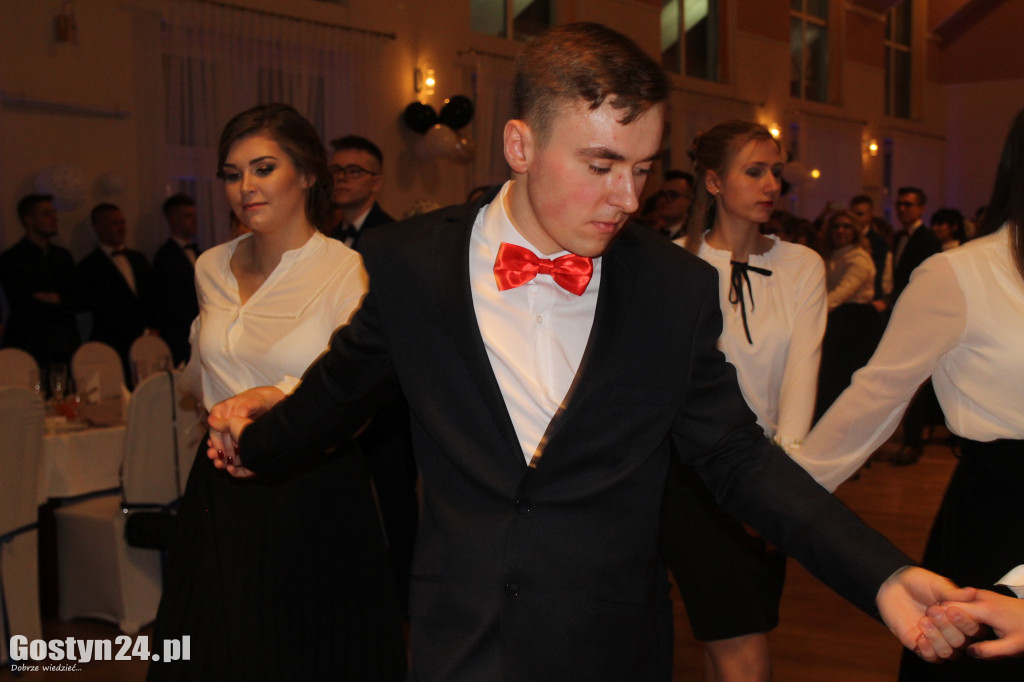 Studniówka maturzystów ZSO w Gstyniu
