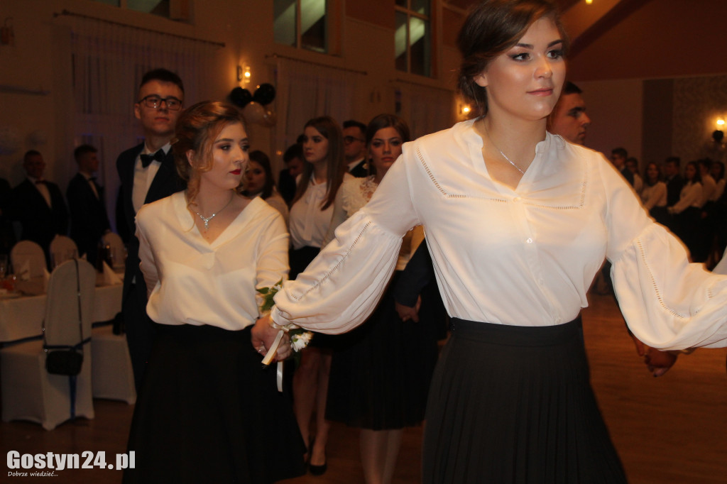 Studniówka maturzystów ZSO w Gstyniu