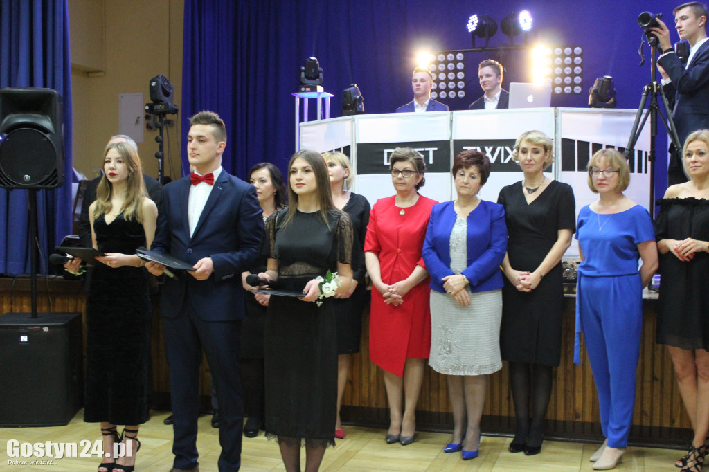 Studniówka w ZSOiZ w Krobi