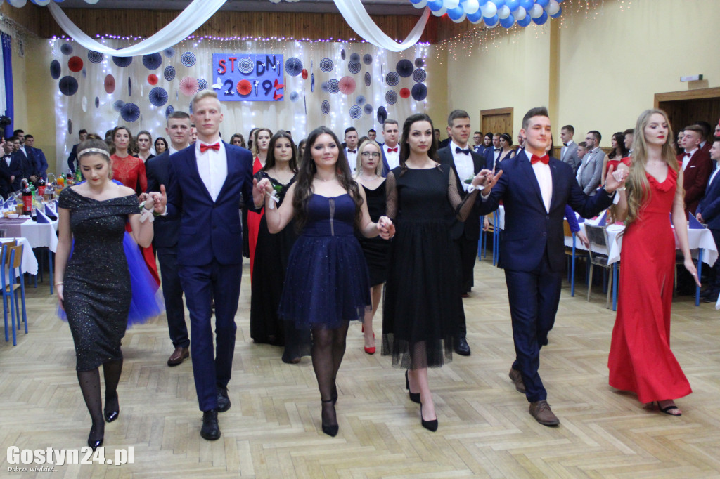 Studniówka w ZSOiZ w Krobi