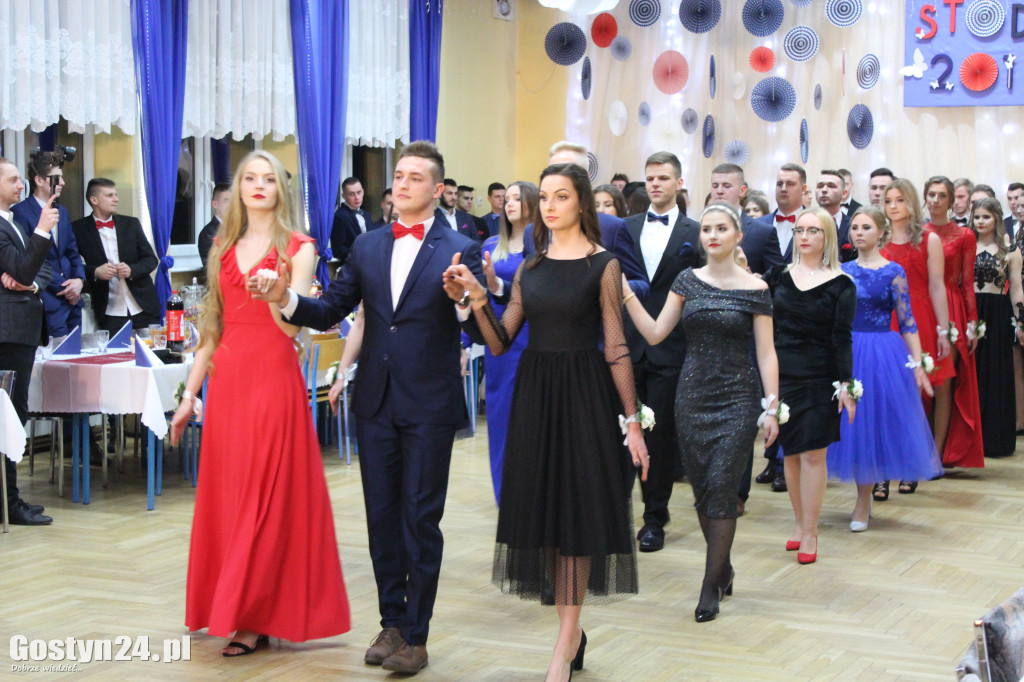 Studniówka w ZSOiZ w Krobi