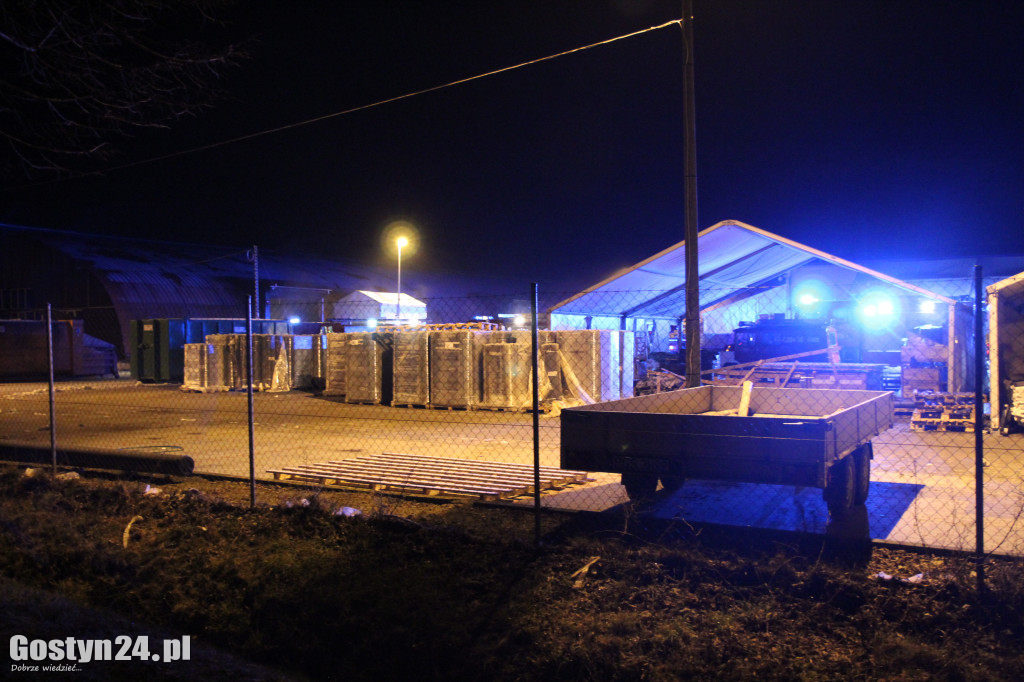 Pożar w hali produkcyjnej w Pępowie