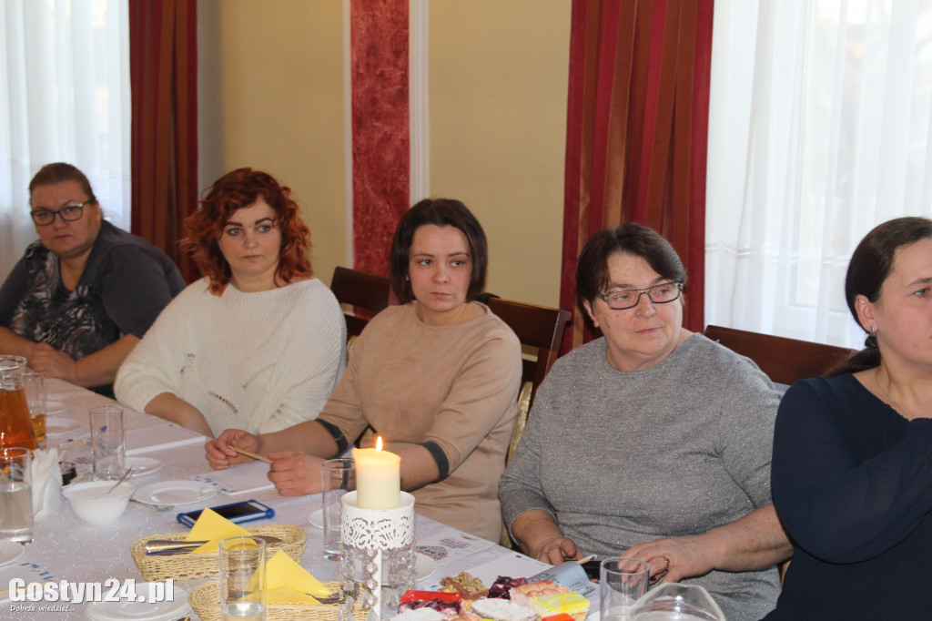 Min. Angelika Możdżanowska w Pępowie