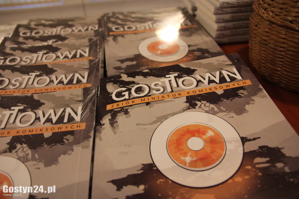Promocja Gost Town i Siedem Piór w bibliotece