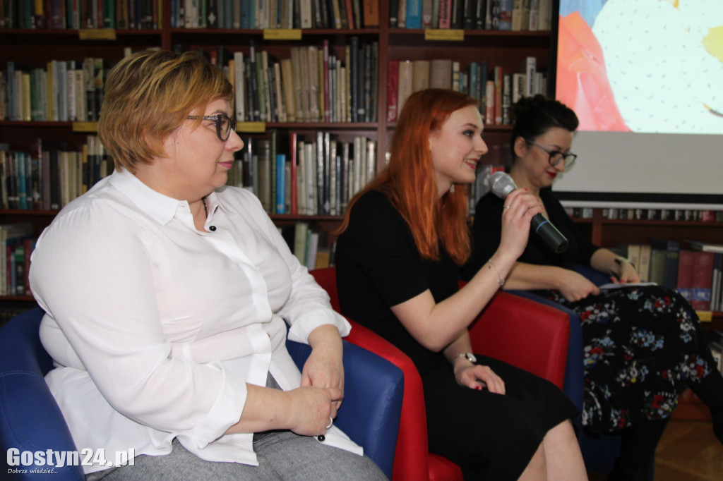 Promocja Gost Town i Siedem Piór w bibliotece