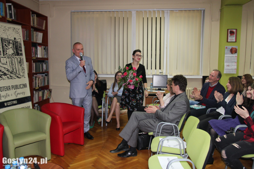 Promocja Gost Town i Siedem Piór w bibliotece